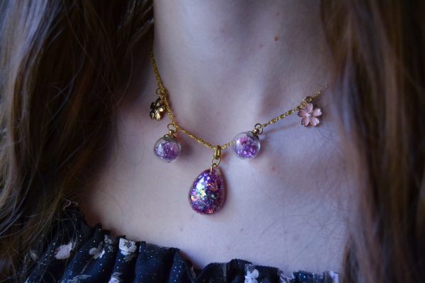 Lucia pink neck